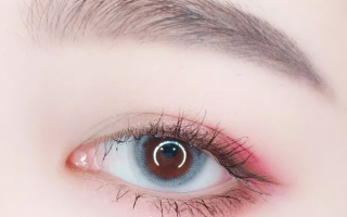 年抛美瞳戴久了会怎么样，年抛美瞳戴多久要扔