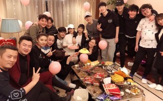 生日酒会恶搞视频，生日酒会恶搞视频大全