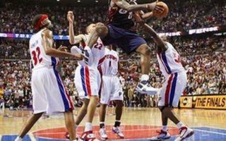 nba经典搞好卖萌舞，