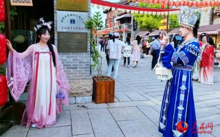 汉服穿搭西双版纳，西双版纳的服装怎么穿