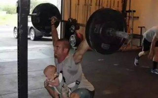 健身房恶搞胖子视频，健身房恶搞胖子视频大全