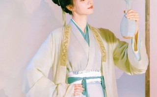 温柔穿搭汉服图片男生，温柔穿搭汉服图片男生头像