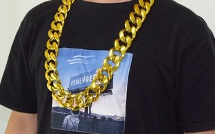 塑料项链恶搞视频，塑料项链恶搞视频大全