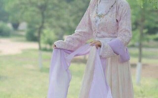 汉服上课穿搭图片女士，汉服上课穿搭图片女士